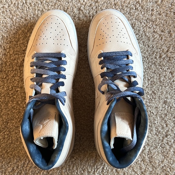Jordan 1 Mid SE Sanddrift - Picture 5 of 8